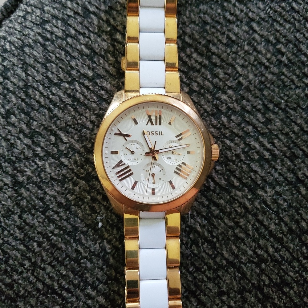 Fossil rose gold and white cecile watch